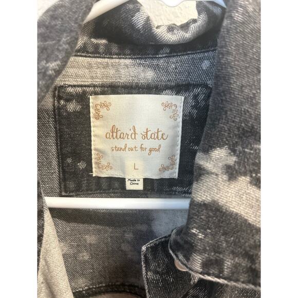 Altar’d State acid wash bleached grunge black denim Jacket Size L 100% cotton - Picture 3 of 8